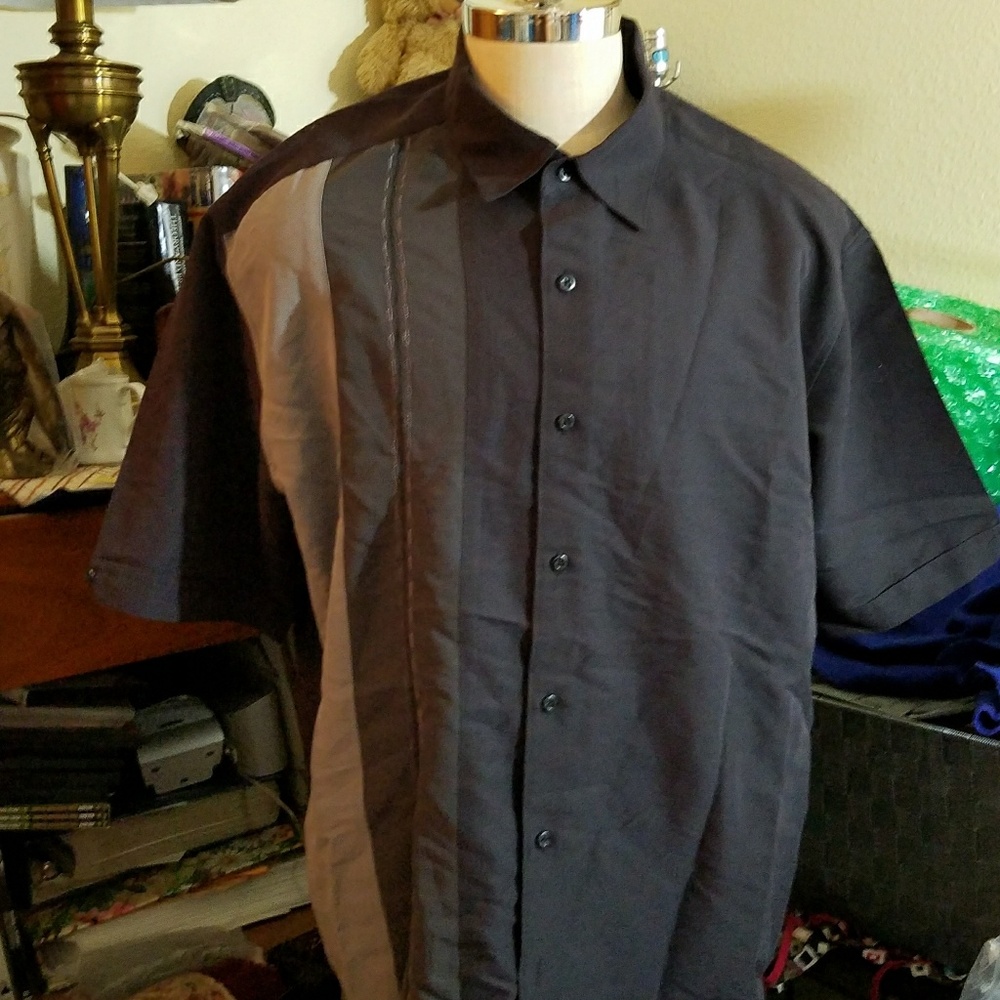 Centro Mens 2 tone black & Gray button down Shirt